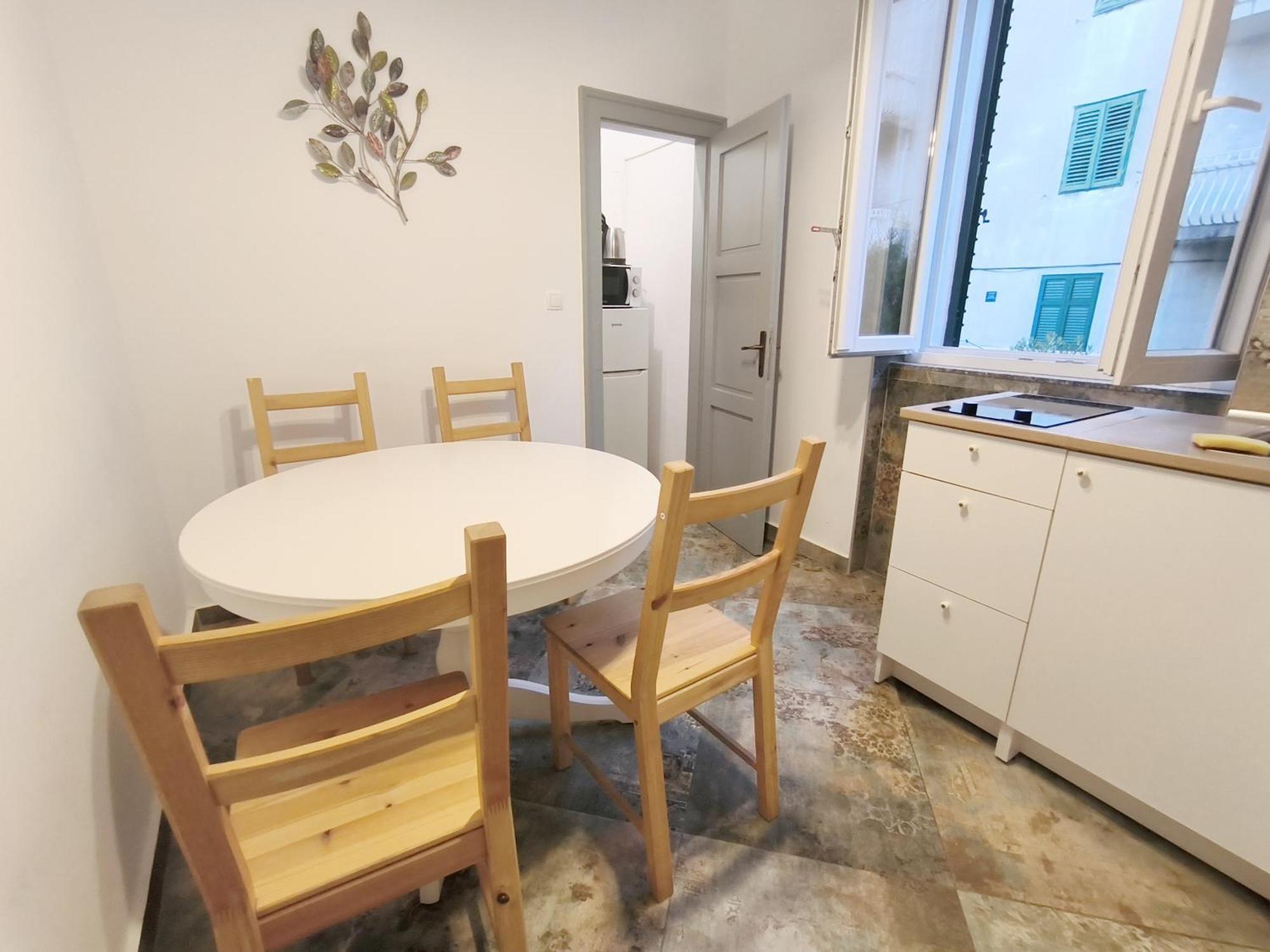 Bright And Colourful Apartment Luce -Sandy Beach Split Dış mekan fotoğraf