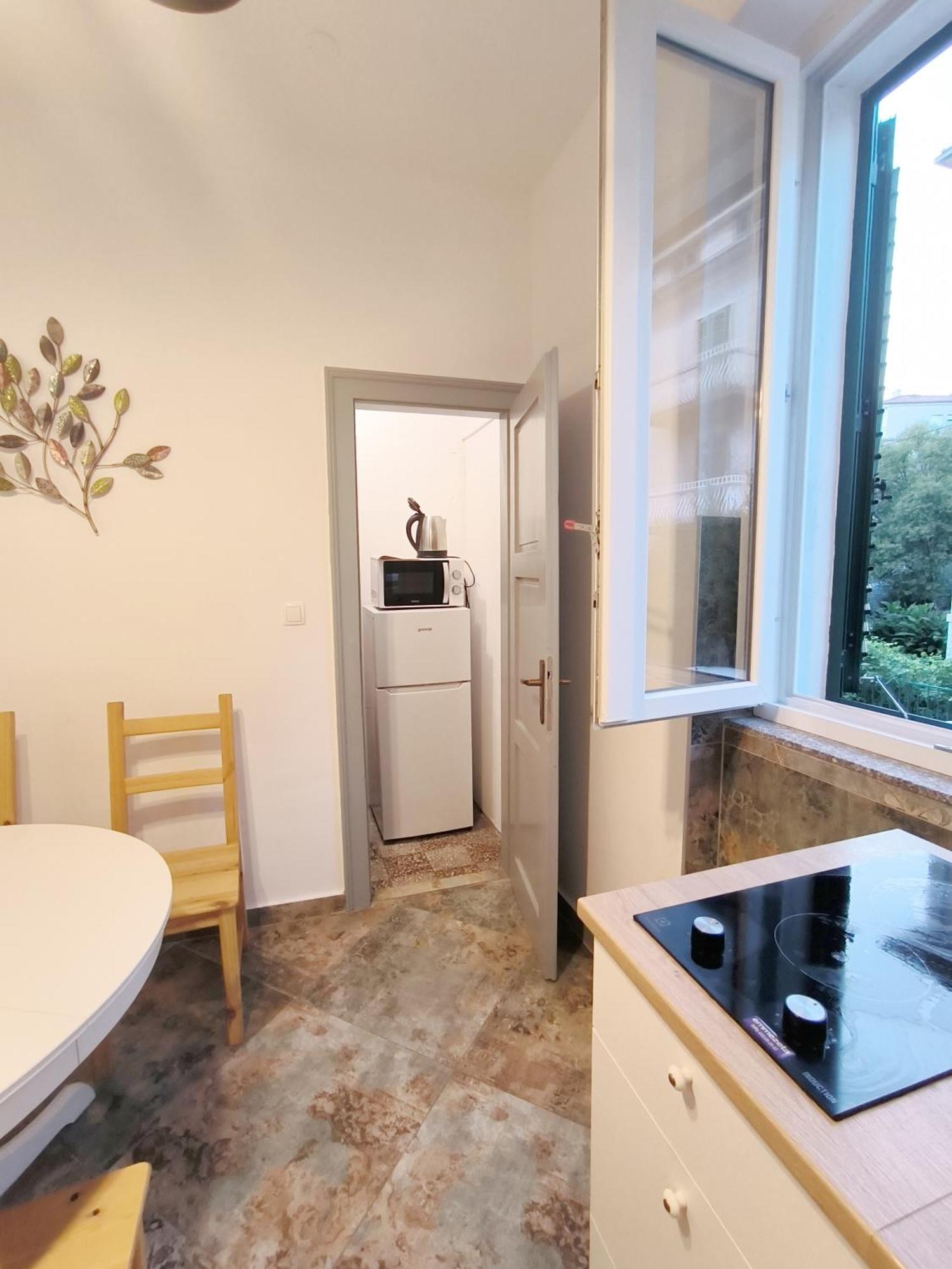 Bright And Colourful Apartment Luce -Sandy Beach Split Dış mekan fotoğraf