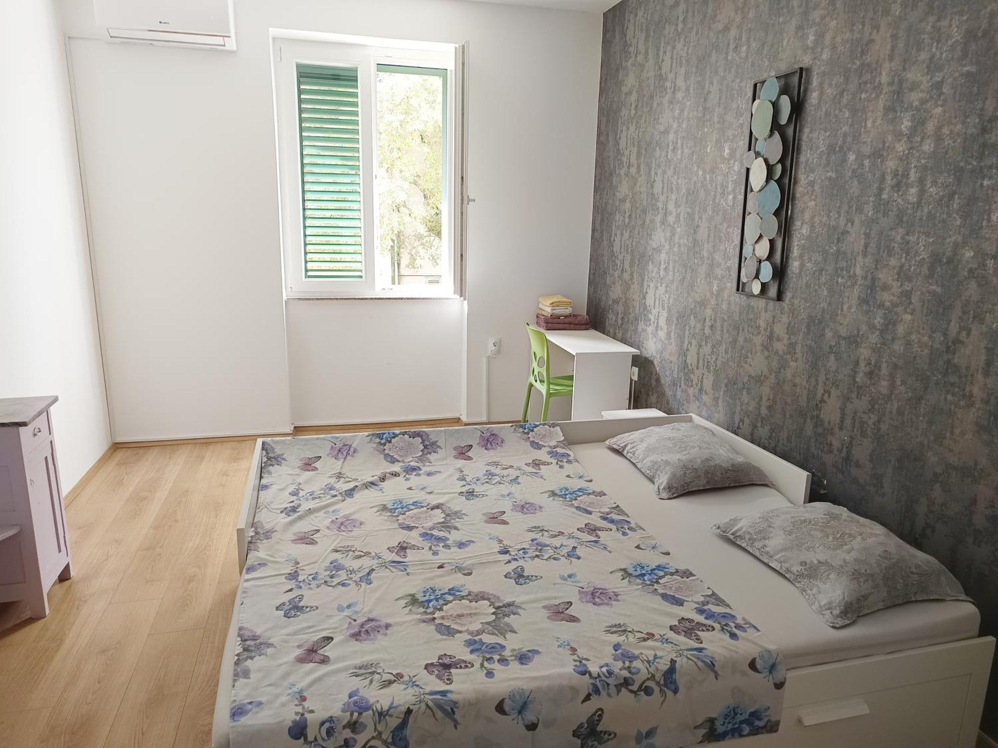 Bright And Colourful Apartment Luce -Sandy Beach Split Dış mekan fotoğraf